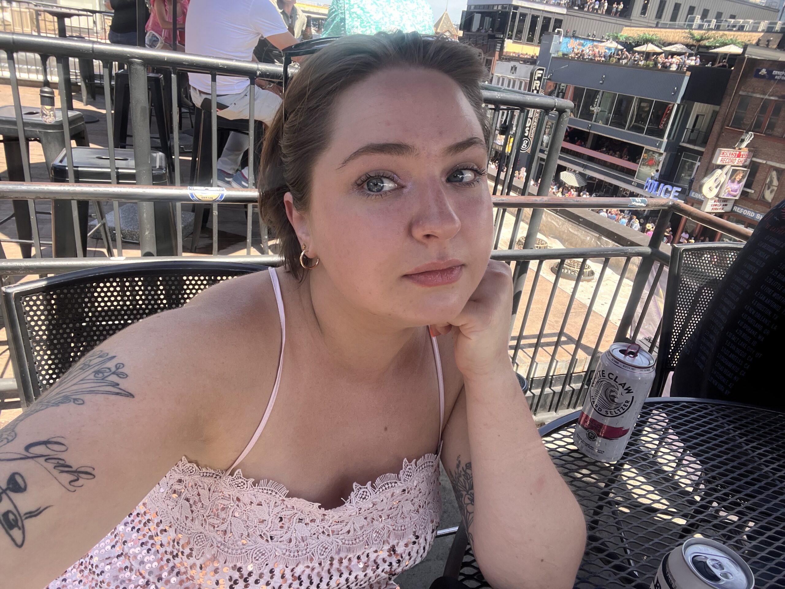 Girly femme seeks long term w femme